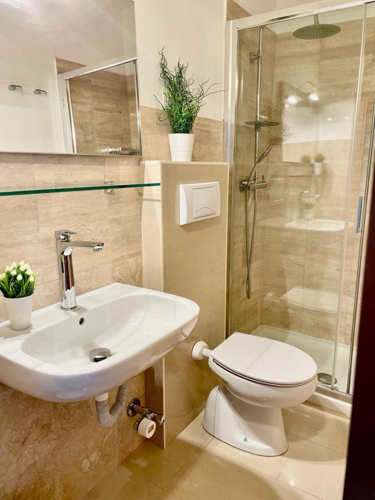 Bnbook Lago Maggiore Studio 2 ドルメッレット エクステリア 写真